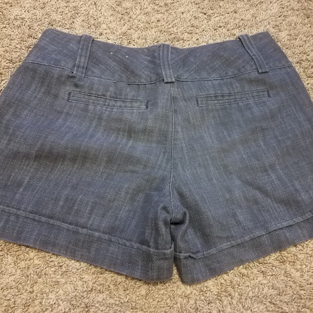 Shorts - Picture 2 of 2